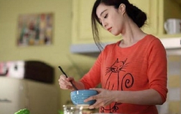 Nấu ăn quá ngon, cô gái bị mẹ chồng tương lai làm khó với yêu cầu không ngờ