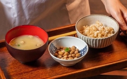Món ăn đặc trưng của Nhật Bản giúp làm đẹp da, ngừa ung thư, nhưng khiến nhiều người "tái mặt" vì mùi vị
