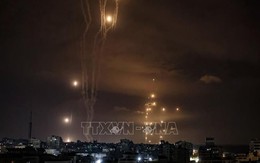 Xung đột leo thang, Israel cùng lúc phải đối phó với cả Hamas và Hezbollah