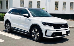 Đại lý xả kho Kia Sorento 2022 giảm gần 100 triệu, giá từ 939 triệu, thấp hơn hẳn Santa Fe