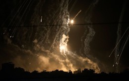 Quân đội Israel tấn công dữ dội, tuyên bố 'tập trung vào Dải Gaza'