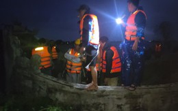 Cứu thành công 6 thành viên của đội trạm Viettel bị lật thuyền