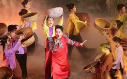 Mãn nhãn với sân khấu thực cảnh trên sông Hồng, Tùng Dương, Kyo York hát thăng hoa