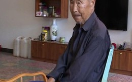 Cha già 92 tuổi ở nhà dột nát nhưng 5 con trai sống trong biệt thự xung quanh: Làm cha mẹ xin đừng thiên vị