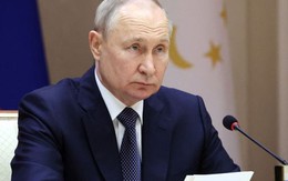 Tổng thống Putin duyệt tăng chi tiêu quân sự "khủng"