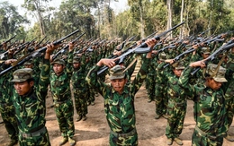 Bước ngoặt mới tại Myanmar: Lực lượng nổi dậy đồng loạt tấn công nhiều nơi