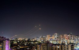 IDF quyết truy lùng thủ lĩnh Hamas, Israel hứng rốc-két hạng nặng