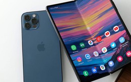 2024 sẽ không phải năm của smartphone màn hình gập nếu Apple vẫn "thẳng"