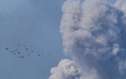 Israel không kích 300 mục tiêu của Hamas tại Gaza, tấn công phủ đầu Hezbollah