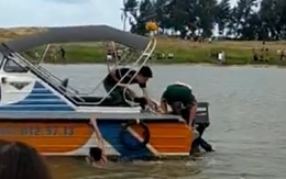 Quảng Ngãi: 6 học sinh rủ nhau ra sông chơi, 2 em bị đuối nước tử vong