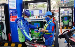 Sau 5 phiên giảm liên tiếp, giá xăng trong nước quay đầu tăng