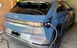 Lễ tân bị đuổi việc vì sạc ‘ké’ ô tô điện ở công ty và cái kết được bồi thường gần 220 triệu đồng