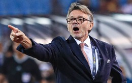 Trung vệ tuyển Việt Nam báo tin kém vui, HLV Troussier thêm đau đầu cho bản danh sách Asian Cup