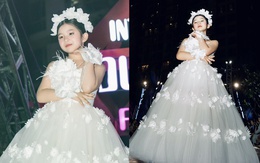 Mẫu nhí Linh Anh - học trò nhí siêu mẫu Đình Quyền làm "vedette" tại International Fashion Show