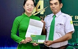 Tài xế taxi giúp sản phụ hạ sinh bé gái 3,3kg ngay trên xe