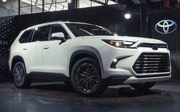 Ra mắt Toyota Grand Highlander 2023: Chuẩn ao ước của gia đình với hàng 3 siêu rộng, cốp vừa 7 vali