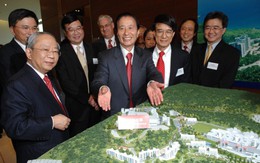 “Đại gia ngầm” số 1 Trung Quốc, sở hữu 3.000 hecta đất ở Hồng Kông, nhưng không hề bán hay cho thuê, làm giàu bằng cách hiến tặng những mảnh nhỏ