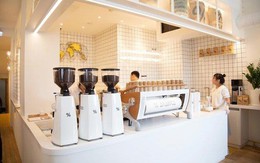 Xuất hiện thương hiệu cà phê tại Việt Nam đắt hơn cả Starbucks: Nước lọc 70.000 đồng, món cao nhất có giá... 145.000 đồng