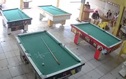 Đánh thua billiards, xả súng giết chết 7 người