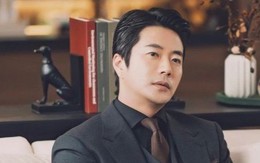 Tài tử Kwon Sang Woo bán 5 siêu xe sau khi bị điều tra thuế