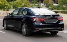 Vì sao cứ 30 lít xăng đổ vào bình thì 'vứt đi' hơn 20 lít?