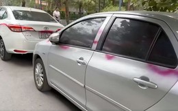 Công an vào cuộc vụ loạt ô tô đỗ dưới lòng đường bị xịt sơn ở Hà Nội