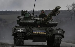 Ukraine phàn nàn xe tăng “nay dùng mai hỏng”, ráo riết nhờ phương Tây hỗ trợ
