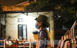 'Đêm trắng' với nữ nhân viên gác tàu tại trạm gác Linh Đàm