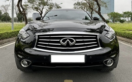 Hàng hiếm Infiniti QX70 lên sàn xe cũ, người bán chia sẻ: 'Bán rẻ gấp 4 lần giá mua mới dù mỗi năm chỉ chạy 11.000km'