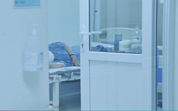 Nguy hiểm: Hàng chục bệnh nhân mắc COVID-19 nhập viện cùng ngày, hầu hết phải thở oxy