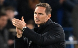 HLV Lampard đi vào lịch sử Chelsea với kỷ lục tệ hại