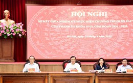 Hà Nội: Hàng trăm cán bộ được phân công, điều động, luân chuyển trong nửa nhiệm kỳ