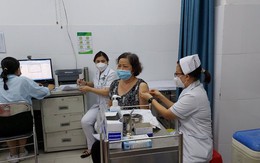 Tăng ca mắc COVID-19: Không phải điều bất thường