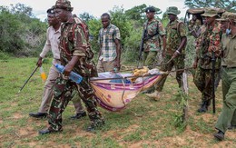 Kinh hoàng hàng chục ngôi mộ trong vườn nhà mục sư ở Kenya