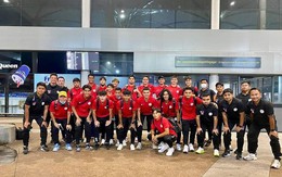 Đội tuyển bóng đá nam đầu tiên đến Campuchia