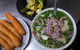 Truyền nhân đời thứ ba của phở Thìn Bờ Hồ tiết lộ bí quyết làm nên món ăn 70 năm “gây thương nhớ”