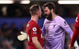 Các ngôi sao Liverpool tranh cãi nảy lửa trong trận hòa Chelsea