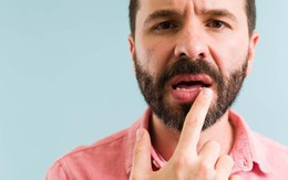 1 dấu hiệu ở miệng có thể cảnh báo 5 bệnh nghiêm trọng