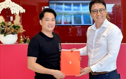 Chỉ trong 24h mà đại gia Hoàng Kim Khánh khoe liền 2 xe khủng mới mua chính hãng: Ferrari 'đẹp và độc nhất', Porsche về sớm bất ngờ