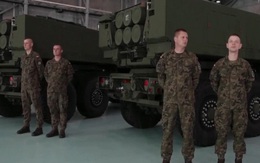 Ba Lan nhận bệ phóng tên lửa HIMARS đầu tiên