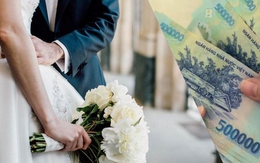 Mẹ chồng thu hết “của hồi môn” sau khi cưới