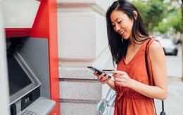 5 nguyên tắc tiết kiệm để đổi tiền và quẹt thẻ tín dụng khi đi du lịch nước ngoài
