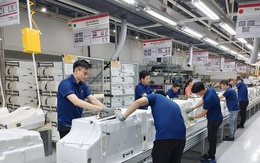 Gia đình Việt tự hào đón chào chiếc tủ lạnh LG được sản xuất 100% tại Hải Phòng