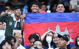 CĐV Campuchia bỏ về sớm, sân nghìn tỷ trống vắng dù lễ khai mạc SEA Games 32 chưa kết thúc