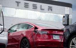 Sau nhiều lần giảm giá chấn động, Tesla bất ngờ 'quay đầu' tăng giá nhưng mục đích tăng mới cho thấy khả năng tính toán thần sầu của tỷ phú Elon Musk