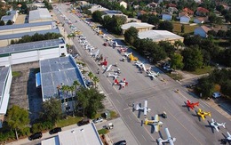 Thị trấn 'đại gia': Ra khỏi nhà là lên máy bay