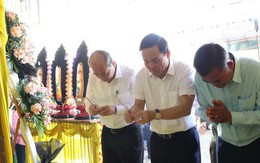 Phó Thủ tướng Trần Lưu Quang thăm, viếng các nạn nhân vụ nổ súng tại Đắk Lắk
