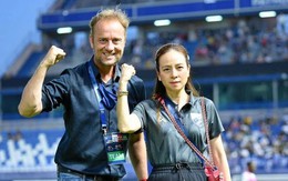 Vì sức khỏe, Madam Pang rút lui khỏi cuộc đua chủ tịch LĐBĐ Thái Lan