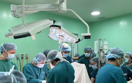 Thai phụ chết lâm sàng vì vỡ tử cung, phẫu thuật hút 3 lít máu từ ổ bụng