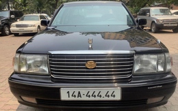 Đại gia Hà Nội chi hơn 1 tỷ đồng mua Toyota Crown 25 năm tuổi, biển lục quý 4